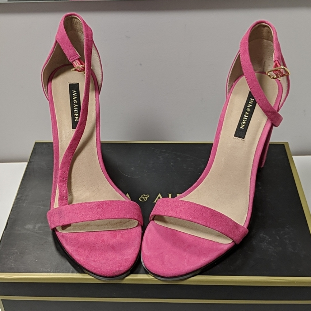 Ava & Aiden Suede High Heel Sandals Size 7.5